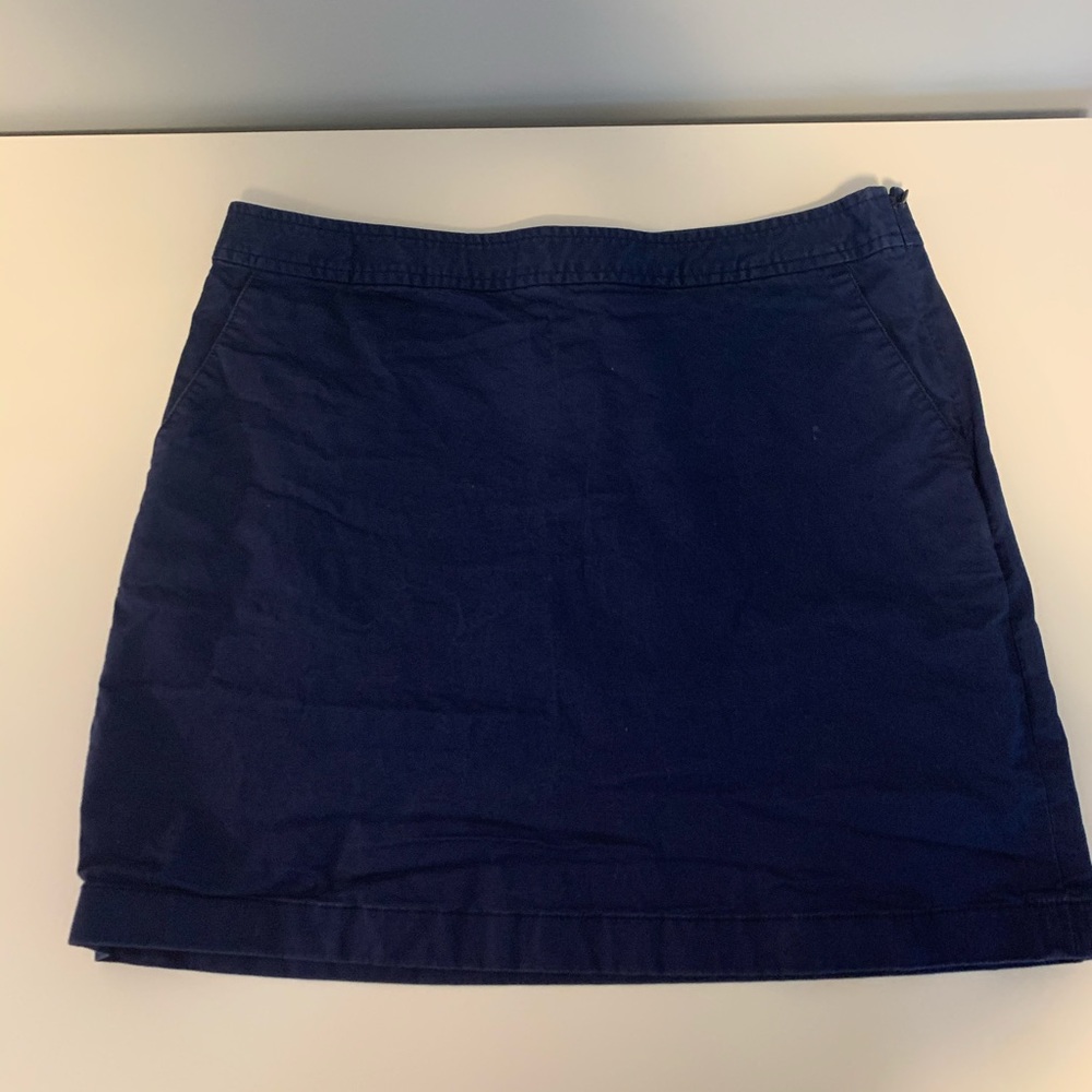 Navy Vineyard Vines Skirt